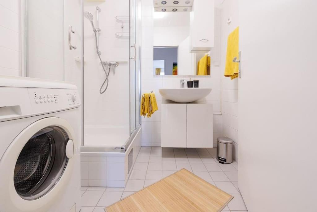 New! Cozy & Lovely Home In The 3Rd District Wien Eksteriør bilde